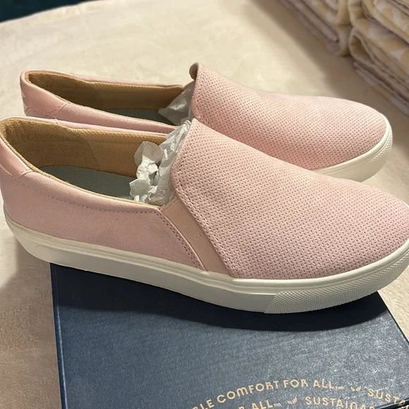 New in Box Dr. Scholl’s Nova Prim Pink Microfiber Slip On Loafer Women’s Size 9 - Picture 4 of 5